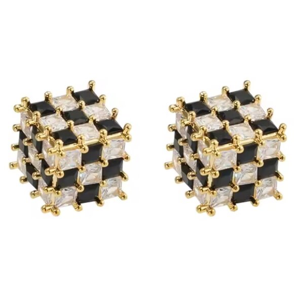 CZ CUBE CHECKERED GOLD STUD EARRINGS - Picture 3 of 6
